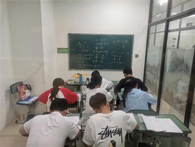 成都家教网武侯区初三数学辅导班推荐