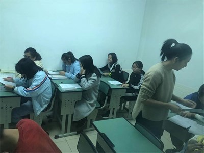 成都家教网武侯区初三数学辅导班推荐 打好基础迎接中考